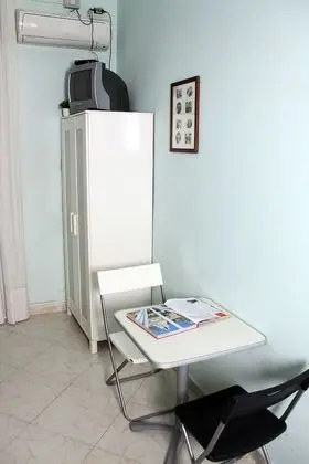 Tek Büyük Yataklı Oda