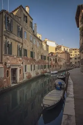 Executive Tek Büyük Yataklı Oda