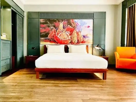 Superior Oda, 1 Büyük (Queen) Boy Yatak