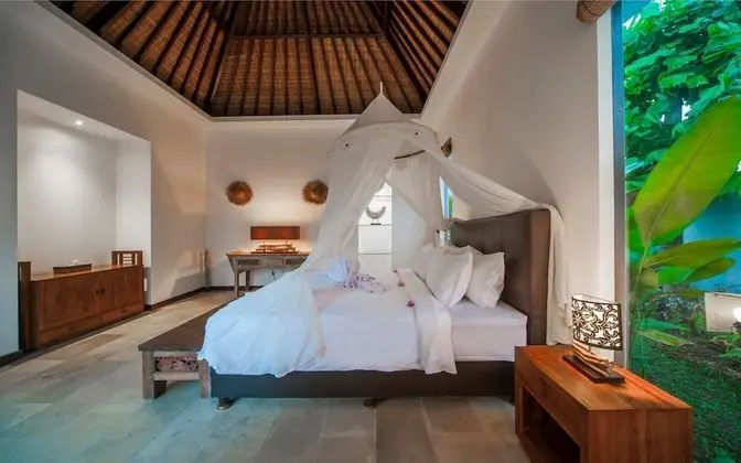 Family Villa, 4 Yatak Odası, Kişiye Özel Havuzlu