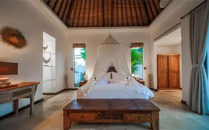 Family Villa, 4 Yatak Odası, Kişiye Özel Havuzlu