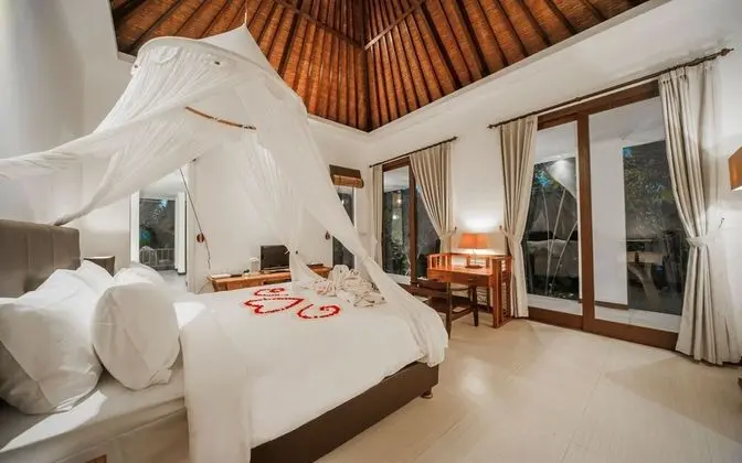 Family Villa, 4 Yatak Odası, Kişiye Özel Havuzlu