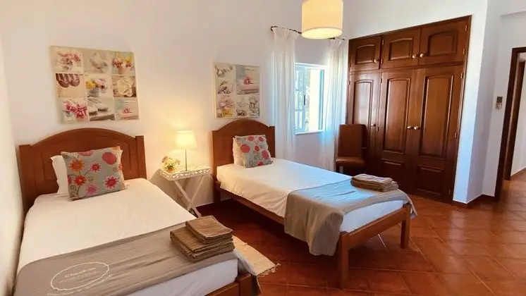 Villa, 6 Yatak Odası, Kişiye Özel Havuzlu, Havuz Manzaralı