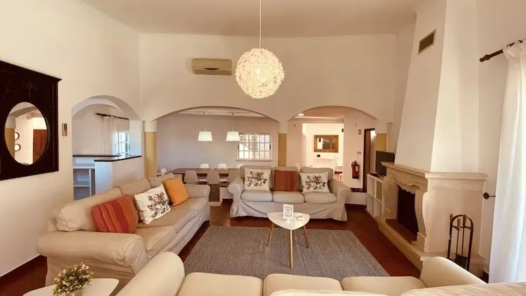 Villa, 6 Yatak Odası, Kişiye Özel Havuzlu, Havuz Manzaralı