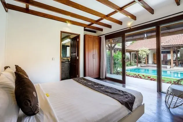 Basic Villa, Birden Çok Yatak