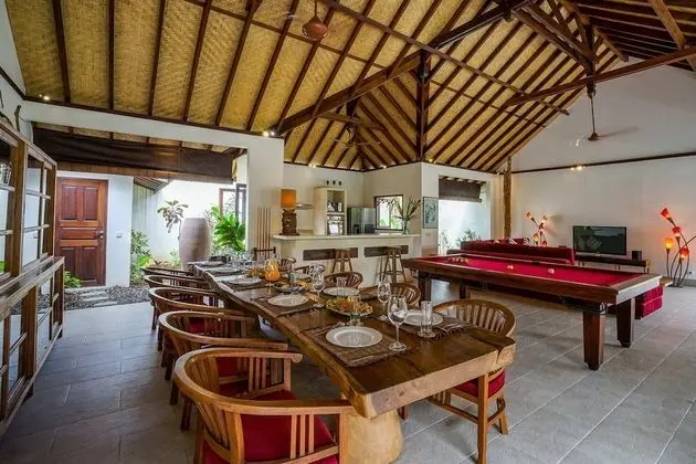 Basic Villa, Birden Çok Yatak