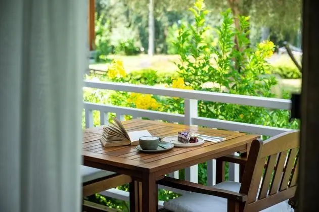 Bungalow, Bahçe Manzaralı