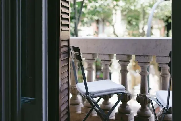 Tek Büyük veya İki Ayrı Yataklı Oda, Balkon, Şehir Manzaralı (Provenza)