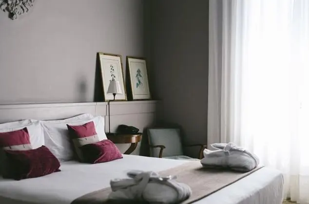 Tek Büyük veya İki Ayrı Yataklı Oda, Balkon, Şehir Manzaralı (Provenza)