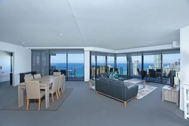 Sub Penthouse, 2 Bedrooms, Ocean Views