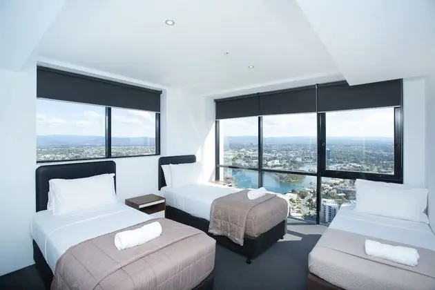 Sub Penthouse, 2 Bedrooms, Ocean Views