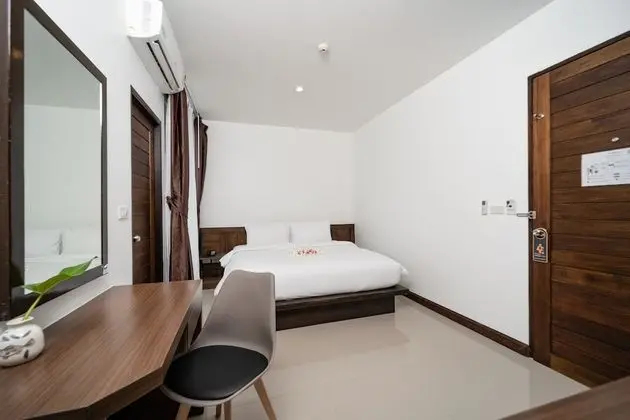 Deluxe Room with Mountain View
