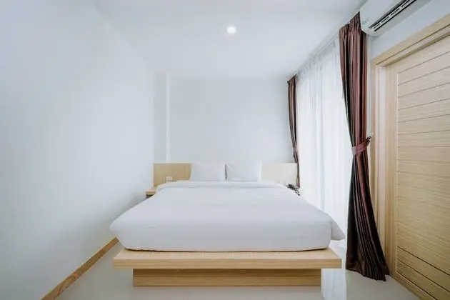 Deluxe Room with Mountain View