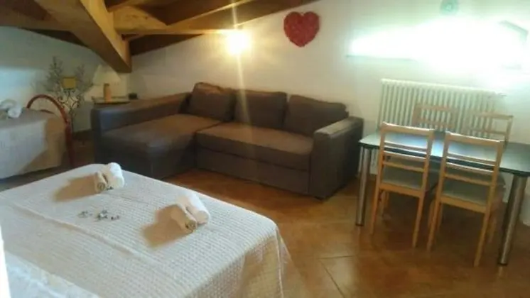 Tek Büyük Yataklı Oda, Ortak Banyo