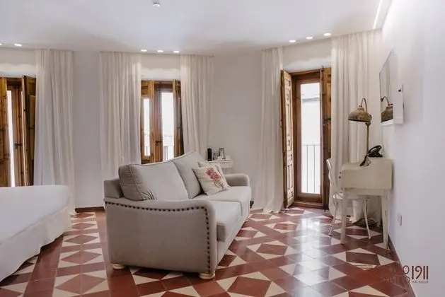 Luxury Oda, Sigara İçilmez (iglesia)