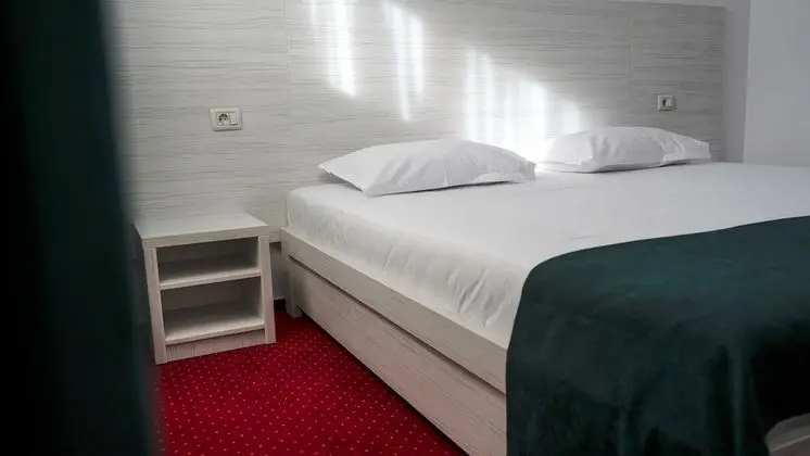 Basic İki Ayrı Yataklı Oda