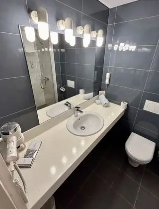 Classic Tek Büyük Yataklı Oda