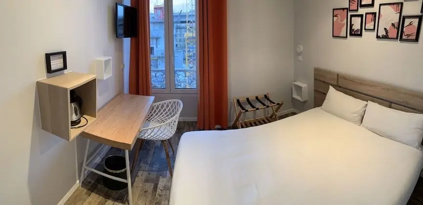 Tek Büyük Yataklı Oda