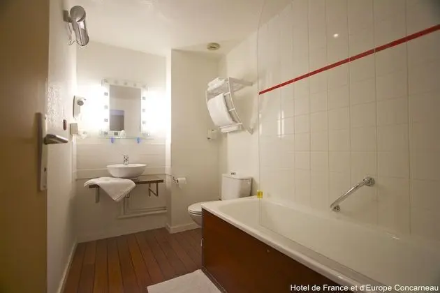 Comfort Tek Büyük Yataklı Oda, Küvet