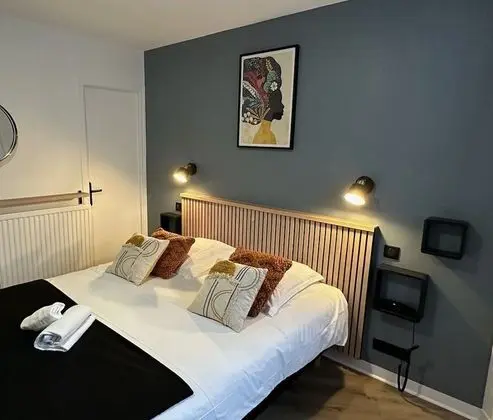 Comfort Tek Büyük Yataklı Oda