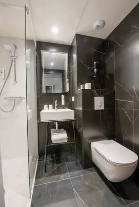 Standard Tek Büyük veya İki Ayrı Yataklı Oda