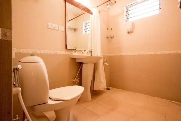 Standard Tek Büyük veya İki Ayrı Yataklı Oda, 1 Çift Kişilik Yatak, Özel Banyo