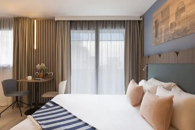 Deluxe Stüdyo, Balkon
