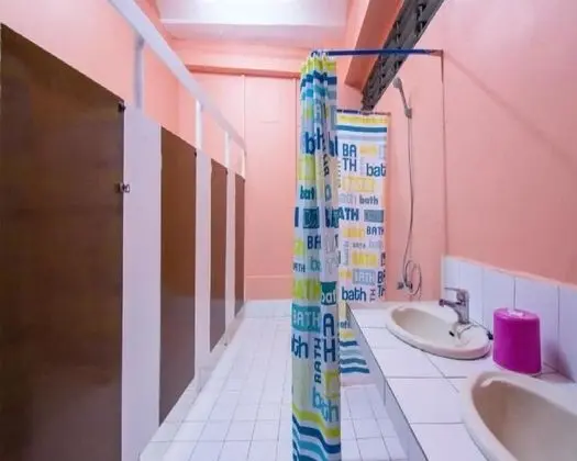 Standard Tek Büyük Yataklı Oda, Ortak Banyo