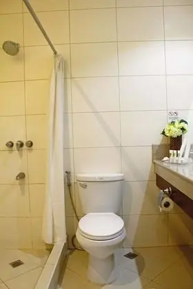 Standard Oda, 1 Büyük (Queen) Boy Yatak