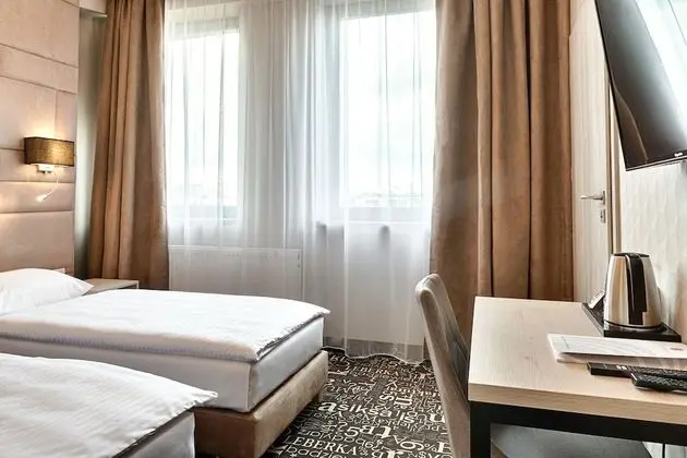 Standard Tek Büyük veya İki Ayrı Yataklı Oda