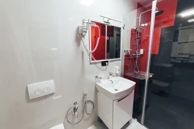 Basic Üç Kişilik Oda