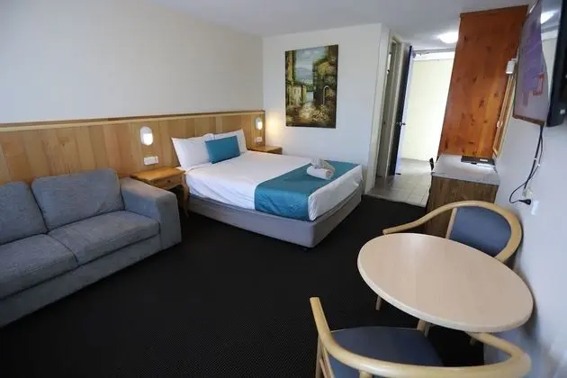 Executive Queen room, Citigate Special