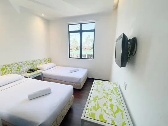 Standard Twin Room