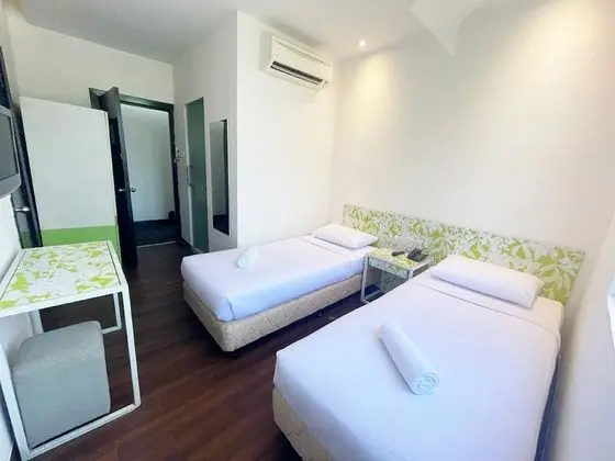 Standard Twin Room