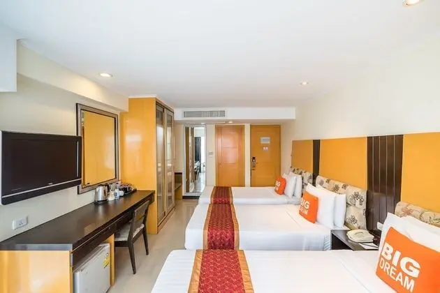Superior Triple Bedroom