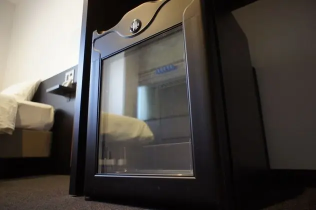 Deluxe Tek Kişilik Oda, Sigara İçilebilir