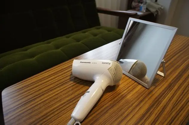 İki Ayrı Yataklı Oda, Sigara İçilmez