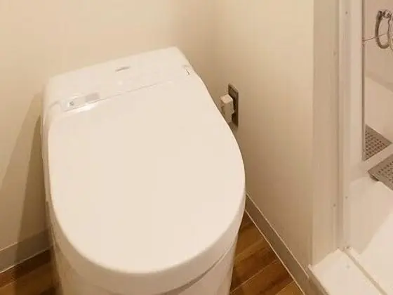 Tek Kişilik Oda, Sigara İçilebilir