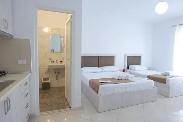 Üç Kişilik Oda, Balkon