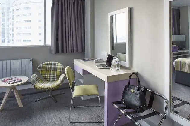 (Top Floors) Deluxe King room with view