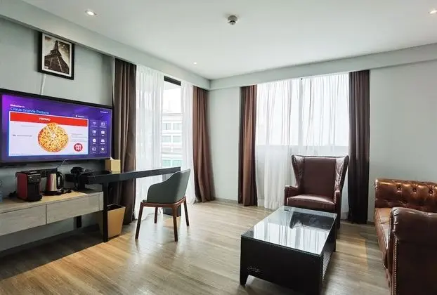 Executive Suite