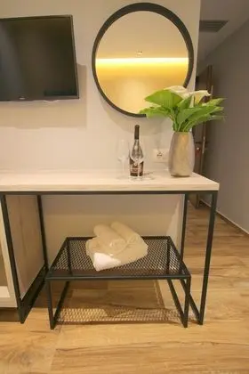 Dört Kişilik Oda, Zemin Kat