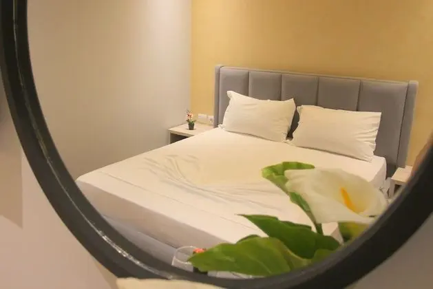 Dört Kişilik Oda, Zemin Kat