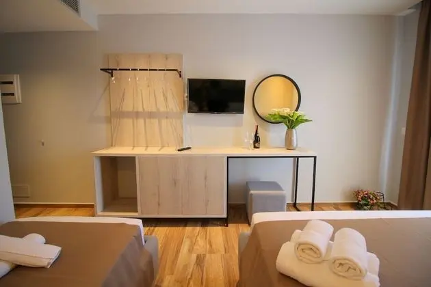 Dört Kişilik Oda, Zemin Kat