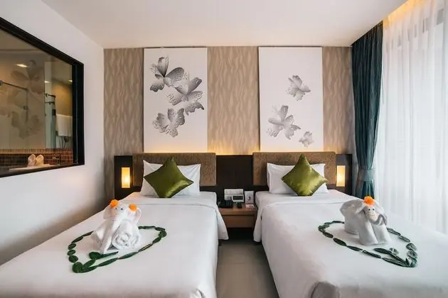 Deluxe İki Ayrı Yataklı Oda, Balkon, Havuz Manzaralı
