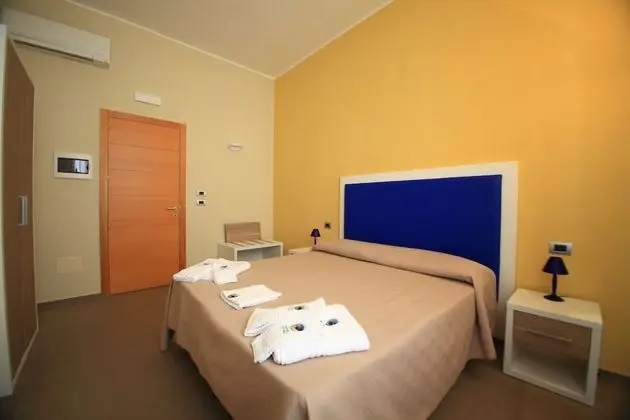 Tek Büyük Yataklı Oda