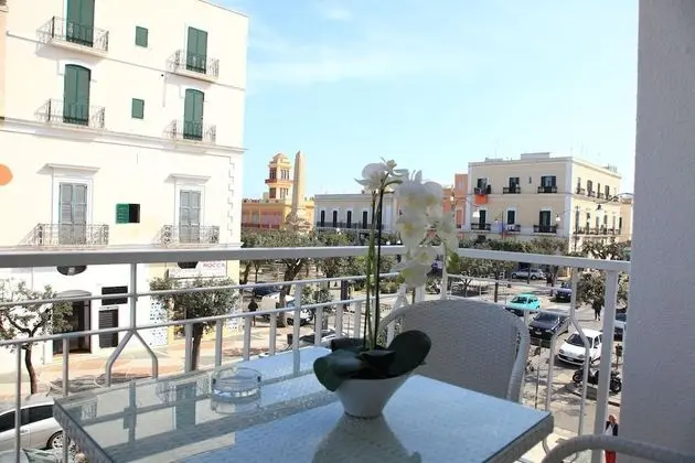 Tek Büyük Yataklı Oda, Balkon