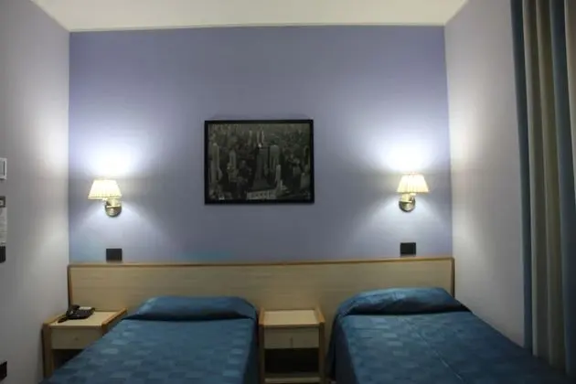 Standard Tek Büyük veya İki Ayrı Yataklı Oda