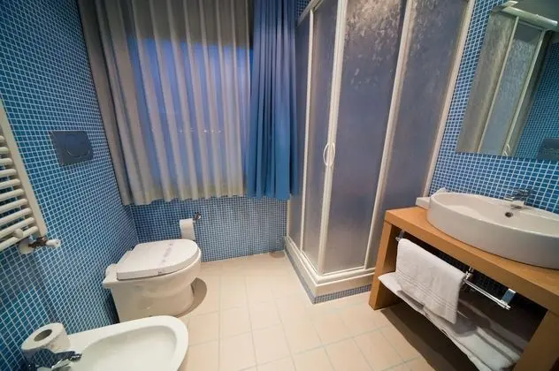 Standard Üç Kişilik Oda