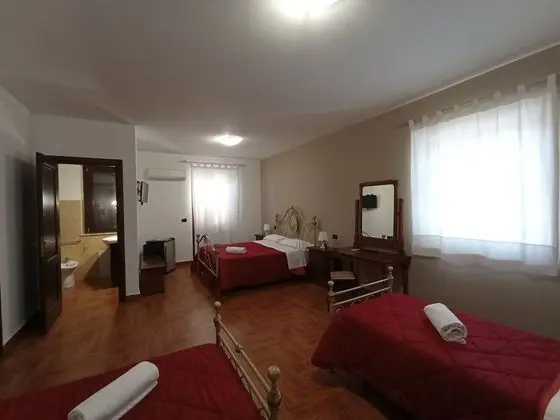 Deluxe Dört Kişilik Oda